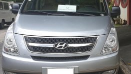 Selling Brightsilver Hyundai Starex 2014 in Quezon