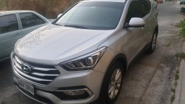  Hyundai Santa Fe 2017