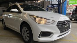 Selling White Hyundai Accent 2020 in San Fernando