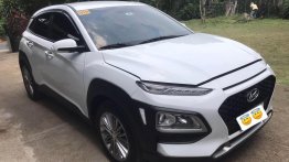 Sell White 2019 Hyundai Kona 