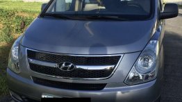 Selling Hyundai Grand Starex 2012