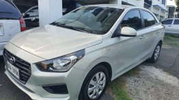 Selling Brightsilver Hyundai Reina 2019 in Parañaque