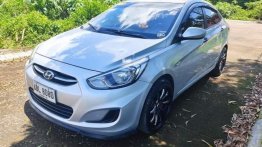 Selling Silver Hyundai Accent 2015