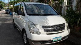 White Hyundai Grand Starex 2011 for sale in Las Pinas