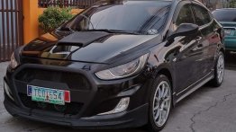 Selling Black Hyundai Accent 2011 in Quezon