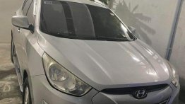 Silver Hyundai Tucson 2010 for sale in Automatic