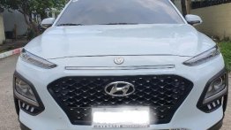 White Hyundai KONA 2019 for sale in Manila