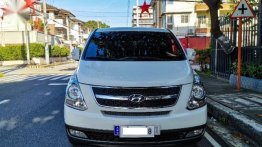 White Hyundai Grand Starex 2013 for sale