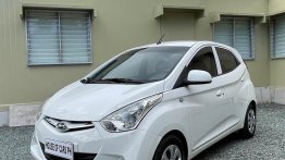 Selling White Hyundai Eon 2017 in Quezon