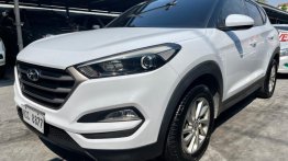 Selling White Hyundai Tucson 2016 in Las Piñas