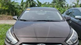 Selling Purple Hyundai Accent 2015 in Manila