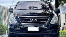 Sell Purple 2017 Hyundai Starex in Makati