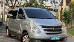 Sell White 2010 Hyundai Starex in Caloocan