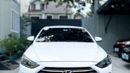 White Hyundai Elantra 2018 for sale in Quezon City