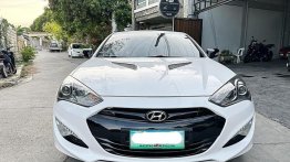 White Hyundai Genesis 2012 for sale in Automatic