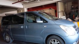 White Hyundai Starex 2008 for sale in Pasay