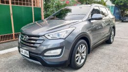 Selling White Hyundai Santa Fe 2014 in Las Piñas