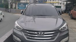 Selling Grey Hyundai Santa Fe 2013 SUV / MPV at 83000 in Manila