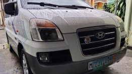 Sell White 2022 Hyundai Starex in Muntinlupa