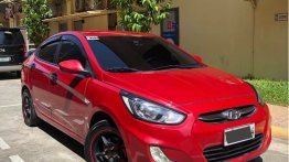 White Hyundai Accent 2018 for sale in Automatic