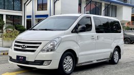 White Hyundai Starex 2017 for sale in Automatic