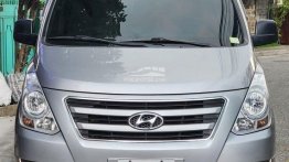 Sell White 2016 Hyundai Grand starex in Caloocan
