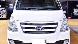 2016 Hyundai Starex  2.5 CRDi GLS 5 AT(Diesel Swivel) in Quezon City, Metro Manila