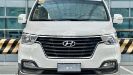 2019 Hyundai Starex  2.5 CRDi GLS 5 AT(Diesel Swivel) in Makati, Metro Manila