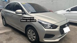 Selling White Hyundai Reina 2020 in Mandaue