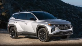 Explore Hyundai Tucson 2022 pros and cons