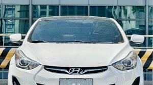 White Hyundai Elantra 2014 Sedan at Manual  for sale in Manila