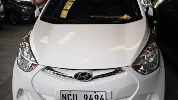 Selling White Hyundai Eon 2018 Hatchback in Manila