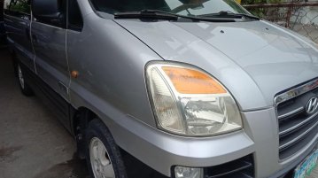 Silver Hyundai Starex 2005 for sale in Panabo