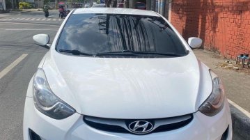 White Hyundai Elantra 2011 for sale in Manual