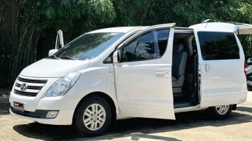 Selling White Hyundai Grand starex 2018 in Manila