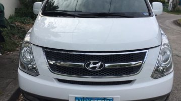 Selling White Hyundai Grand starex 2015 Van at 88000 in Manila