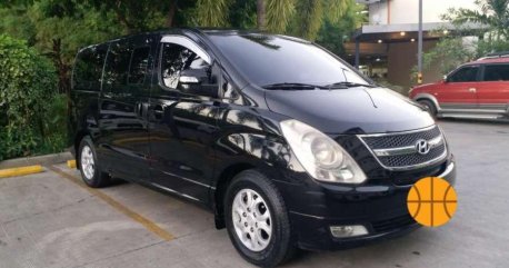 Hyundai Grand Starex gold FOR SALE