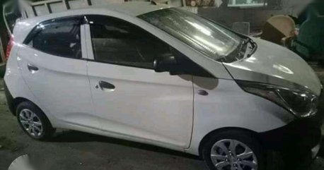 Hyundai Eon 2015  very shiny  manual transmission