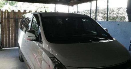 Hyundai Starex gold 2013 for sale 