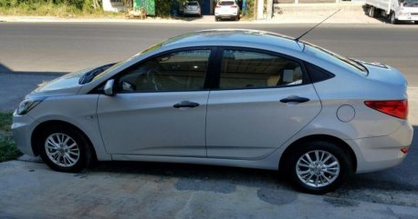 Hyundai Accent 2013 gas manual for sale