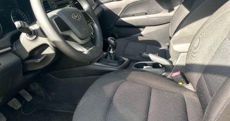 2017 Hyundai Elantra 1.6 MT for sale 