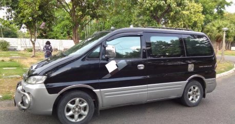 Selling Black Hyundai Starex 1999 Van in Parañaque