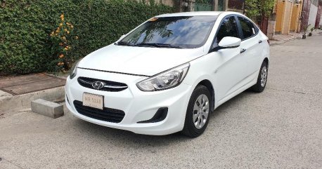 Sell 2nd Hand 2017 Hyundai Accent Automatic Gasoline at 40000 in Quezon City