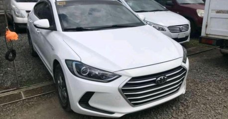 Selling Hyundai Elantra 2016 in Cainta