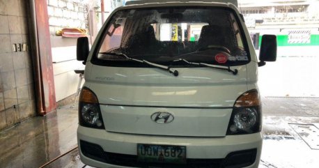 For sale 2014 Hyundai H-100 Manual Diesel in Mandaluyong