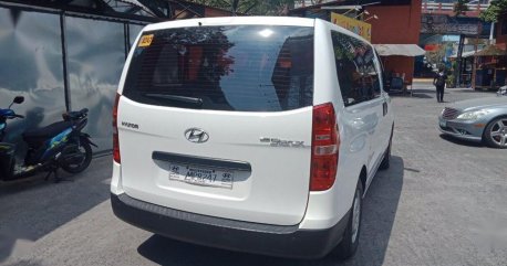 Selling 2nd Hand Hyundai Starex 2016 in Cainta