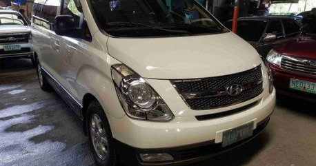 White Hyundai Grand Starex 2009 for sale in Pasig