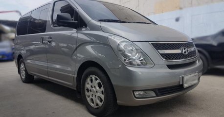 Selling 2014 Hyundai Grand Starex in Mandaue