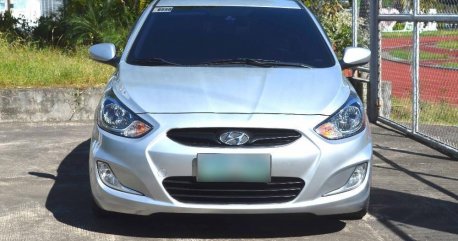 For sale 2013 Hyundai Accent Manual Diesel at 90000 km in Legazpi