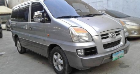 Selling Hyundai Starex 2004 in Mandaue